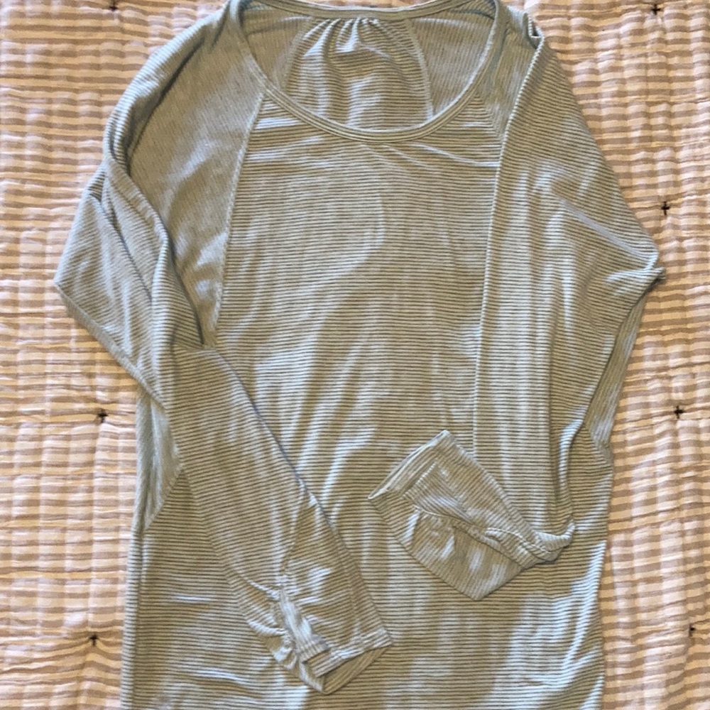 Athleta Long Sleeve - size M